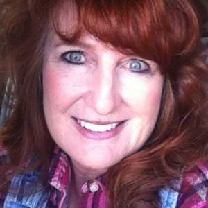 Meet your Posher, Debbie